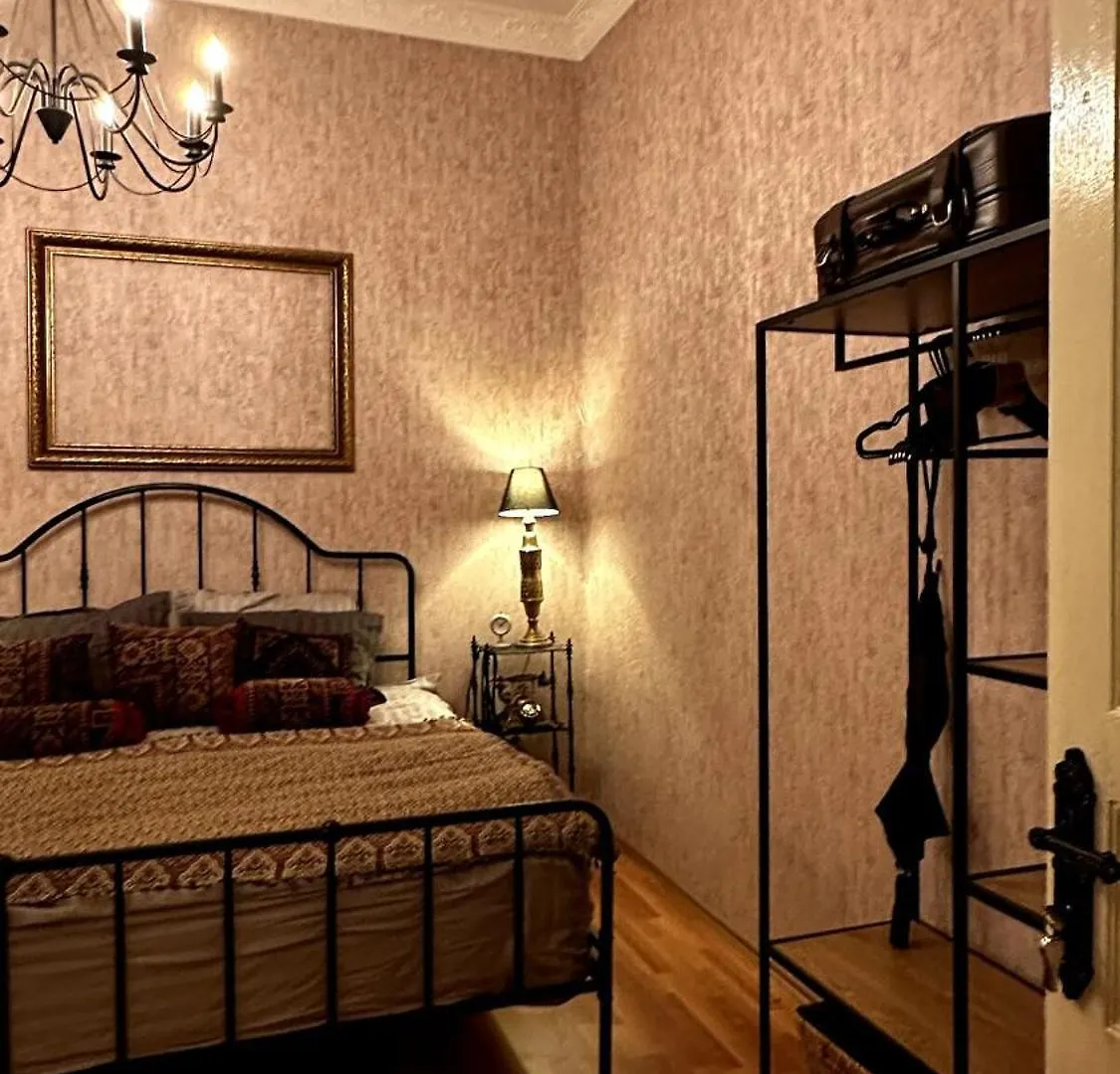 Cozy Heritage Apartment Μπακού